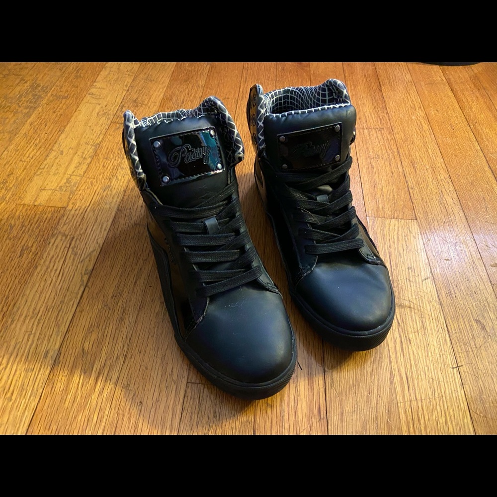 Size 7 ‘pastry’ shoes high top